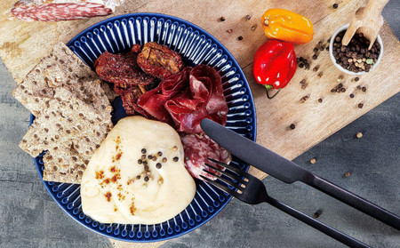Moravský bochník se šunkou prosciutto
